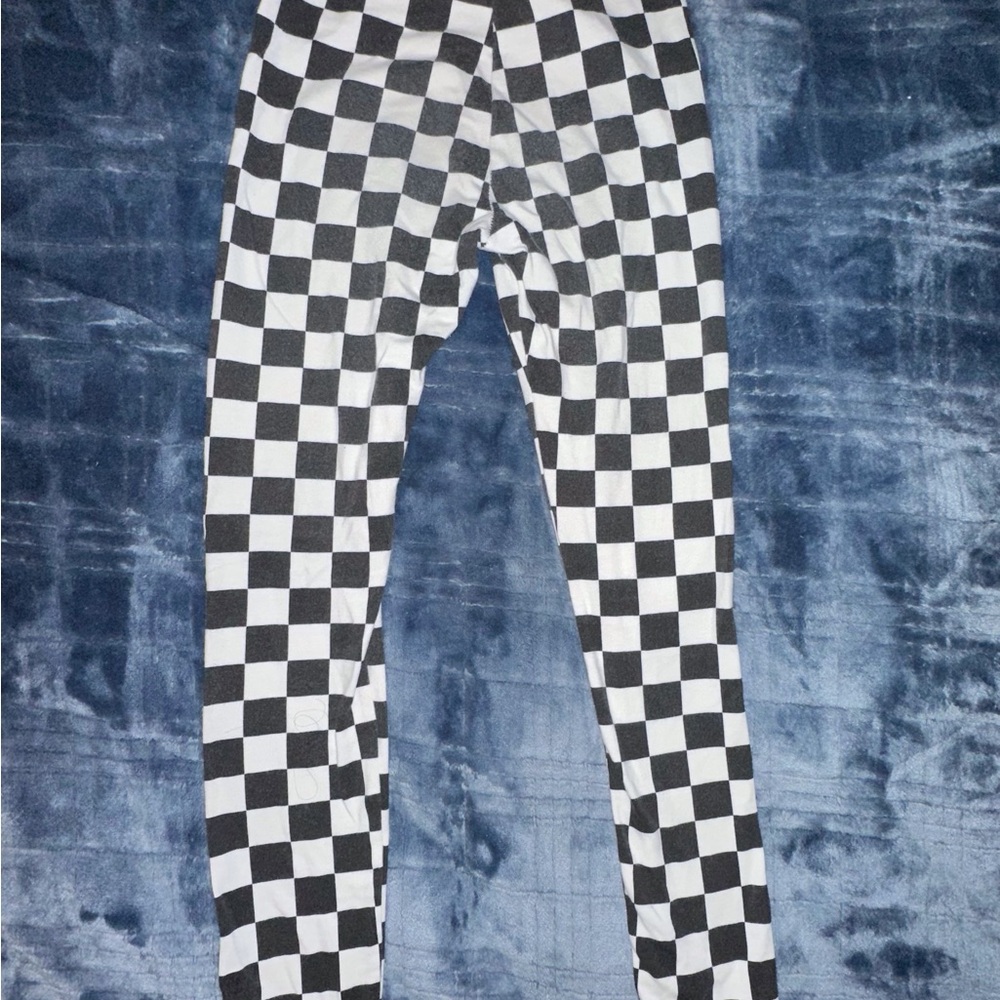 Wonder Nation Black and White Checkered Leggings - Picture 5 of 5